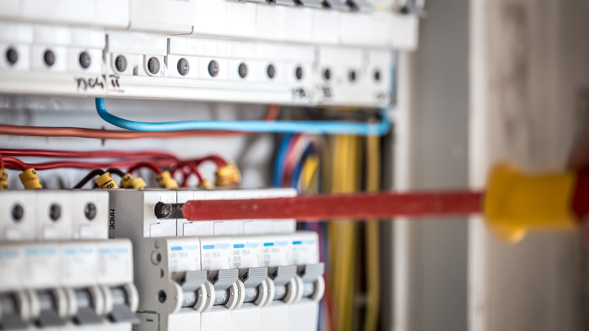 Aggiornamento Lavori Elettrici PAV E PES
