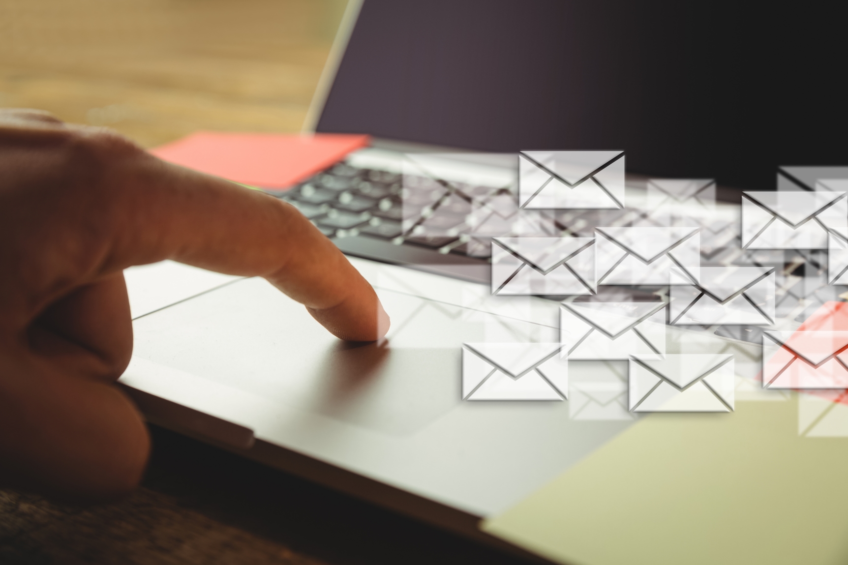 Mail efficaci, linguaggio inclusivo e strategie per valorizzare relazioni di fiducia: il potere delle parole negli scambi comunicativi quotidiani